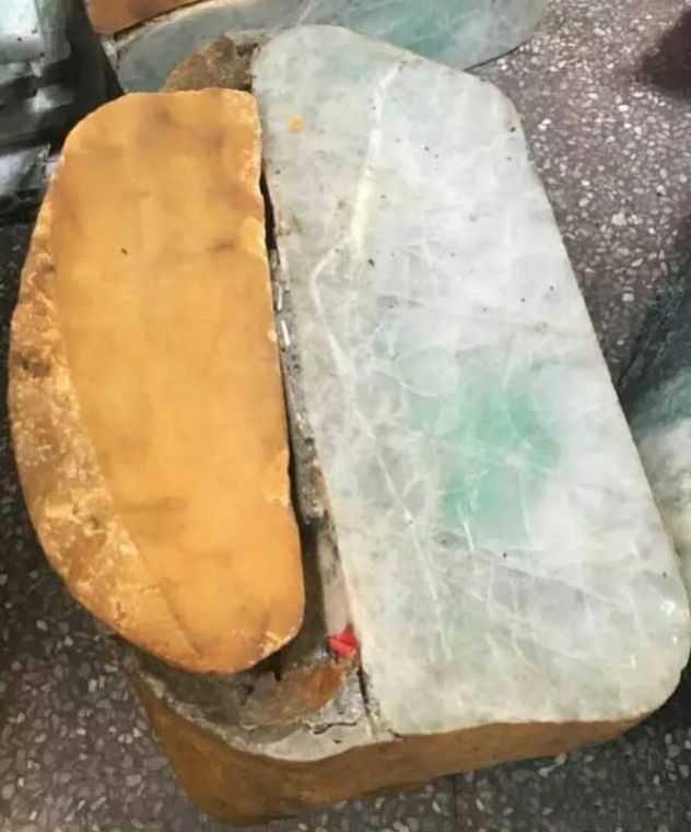 关于津南区翡翠原石吧的信息-第2张图片-翡翠网 关于津南区翡翠原石吧的信息-第2张图片-翡翠网