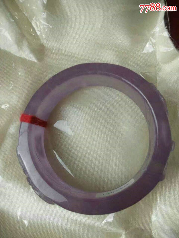 方条翡翠手镯的简单介绍-第1张图片-翡翠网 方条翡翠手镯的简单介绍-第1张图片-翡翠网