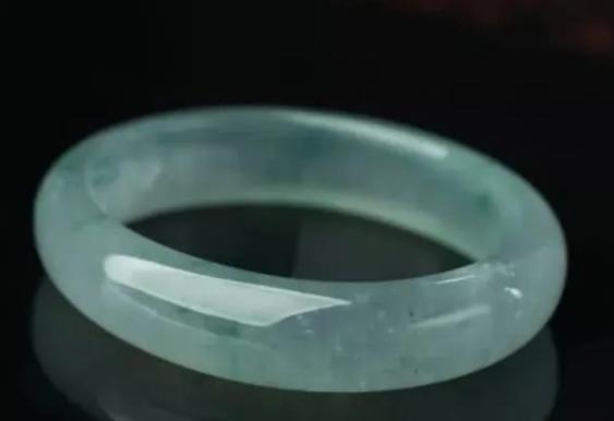 包含翡翠手镯里面的结晶体的词条-第2张图片-翡翠网 包含翡翠手镯里面的结晶体的词条-第2张图片-翡翠网