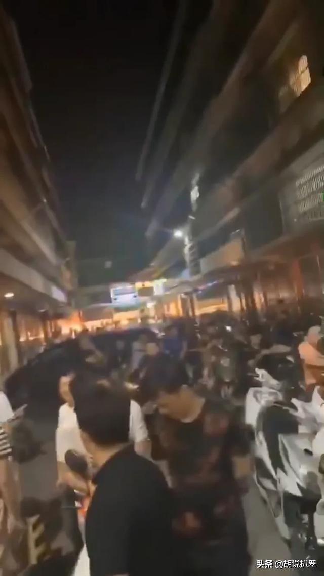 翡翠手镯平洲的简单介绍-第13张图片-翡翠网 翡翠手镯平洲的简单介绍-第13张图片-翡翠网