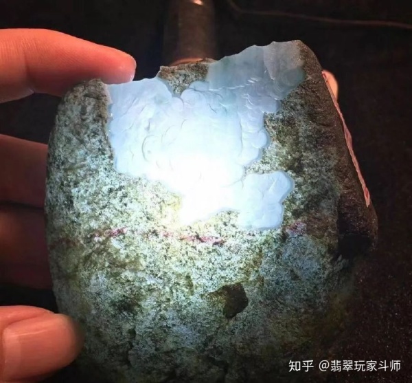 包含翡翠原石白色怎么处理的词条-第1张图片-翡翠网 包含翡翠原石白色怎么处理的词条-第1张图片-翡翠网