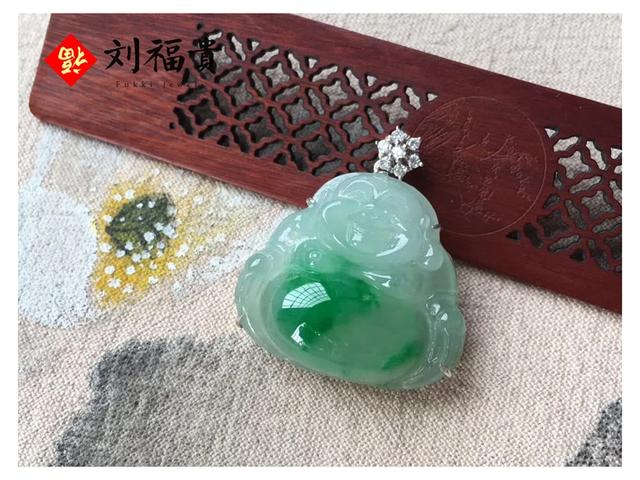 翡翠手镯色根的简单介绍-第5张图片-翡翠网 翡翠手镯色根的简单介绍-第5张图片-翡翠网