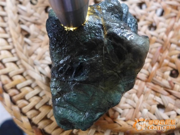 关于玩翡翠原石毛料的信息-第1张图片-翡翠网 关于玩翡翠原石毛料的信息-第1张图片-翡翠网