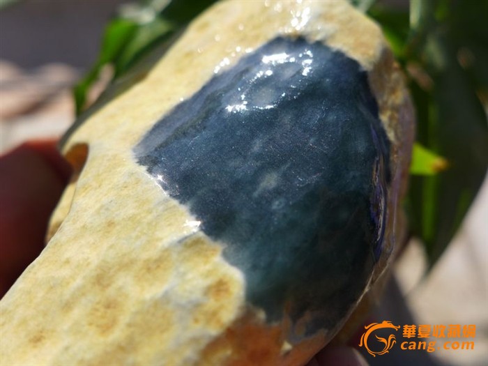 关于玩翡翠原石毛料的信息-第2张图片-翡翠网 关于玩翡翠原石毛料的信息-第2张图片-翡翠网