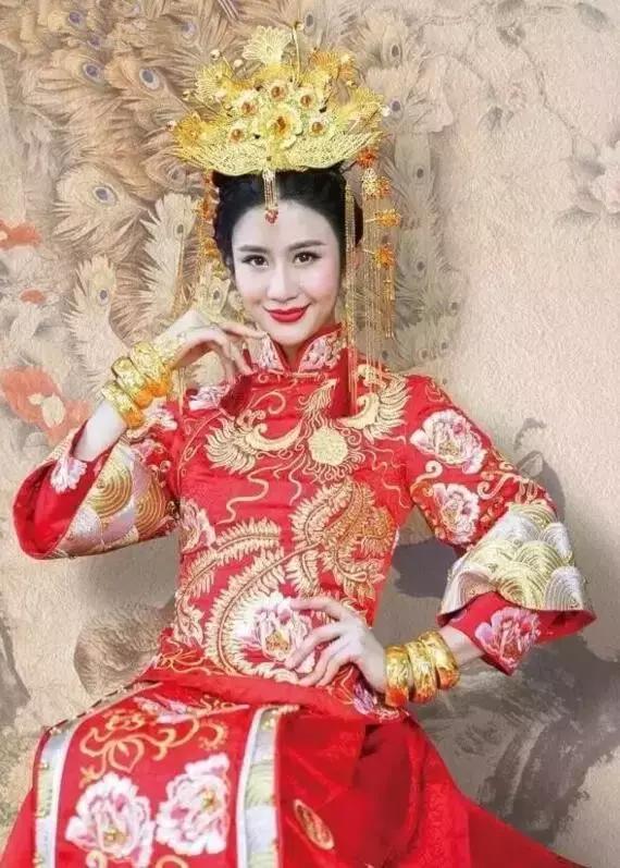 滕翡翠知识新青年婚纱的简单介绍-第5张图片-翡翠网 滕翡翠知识新青年婚纱的简单介绍-第5张图片-翡翠网