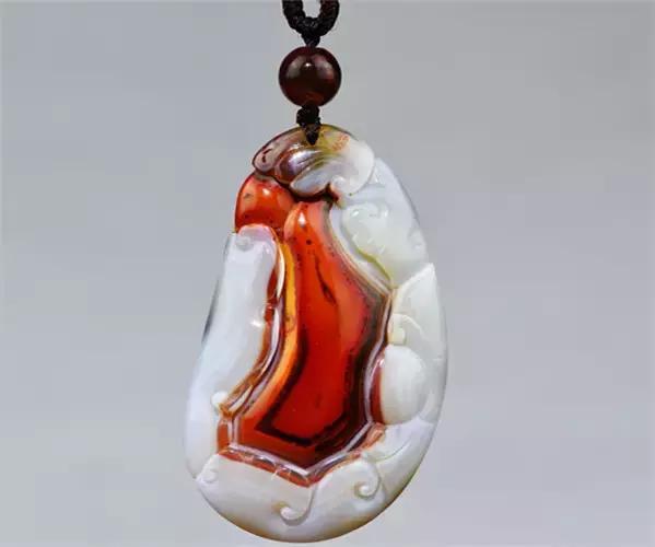 滕翡翠知识新青年婚纱的简单介绍-第9张图片-翡翠网 滕翡翠知识新青年婚纱的简单介绍-第9张图片-翡翠网