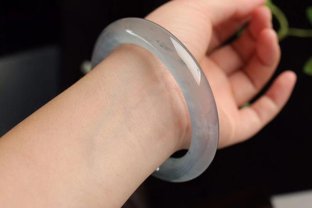 百家号翡翠知识大全的简单介绍-第4张图片-翡翠网 百家号翡翠知识大全的简单介绍-第4张图片-翡翠网