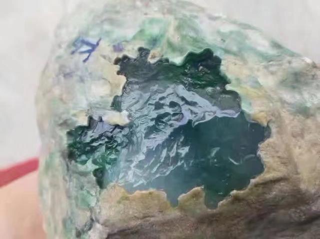 包含翡翠木那原石皮色特点的词条-第5张图片-翡翠网 包含翡翠木那原石皮色特点的词条-第5张图片-翡翠网