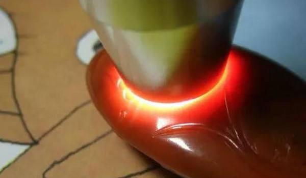 翡翠手镯发黏的简单介绍-第9张图片-翡翠网 翡翠手镯发黏的简单介绍-第9张图片-翡翠网