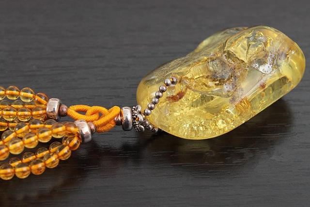 翡翠手镯发黏的简单介绍-第13张图片-翡翠网 翡翠手镯发黏的简单介绍-第13张图片-翡翠网