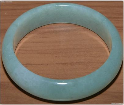 关于清代满绿翡翠手镯图片的信息-第4张图片-翡翠网 关于清代满绿翡翠手镯图片的信息-第4张图片-翡翠网