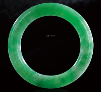 关于清代满绿翡翠手镯图片的信息-第10张图片-翡翠网 关于清代满绿翡翠手镯图片的信息-第10张图片-翡翠网