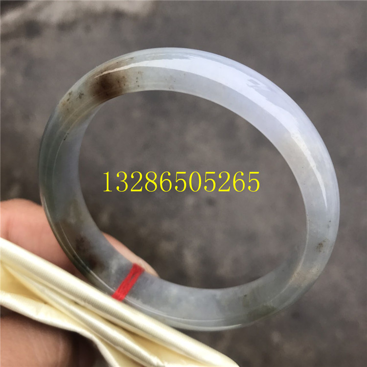 武汉哪里买翡翠手镯的简单介绍-第2张图片-翡翠网 武汉哪里买翡翠手镯的简单介绍-第2张图片-翡翠网