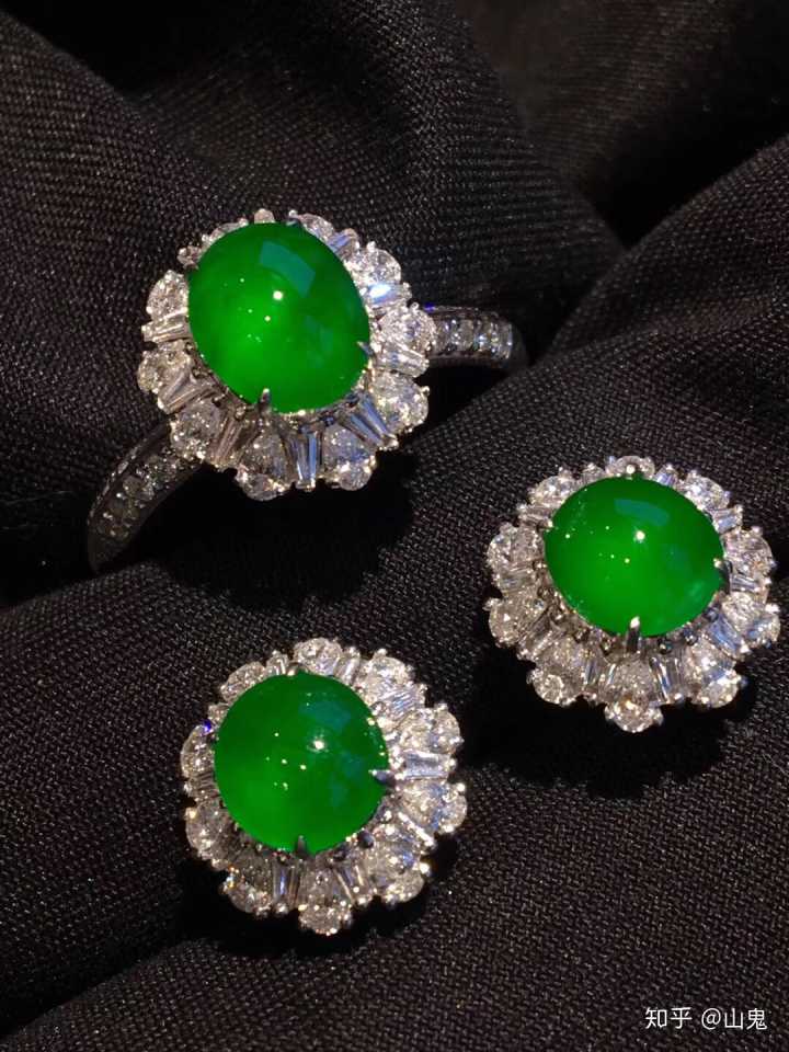 包含极品翡翠戒价格的词条-第1张图片-翡翠网 包含极品翡翠戒价格的词条-第1张图片-翡翠网