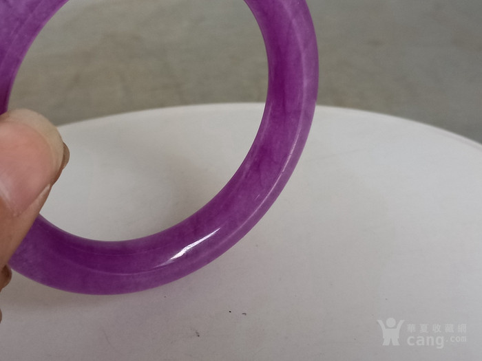 翡翠紫罗兰手镯的简单介绍-第2张图片-翡翠网 翡翠紫罗兰手镯的简单介绍-第2张图片-翡翠网