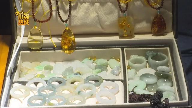 翡翠手镯价格的简单介绍-第12张图片-翡翠网 翡翠手镯价格的简单介绍-第12张图片-翡翠网