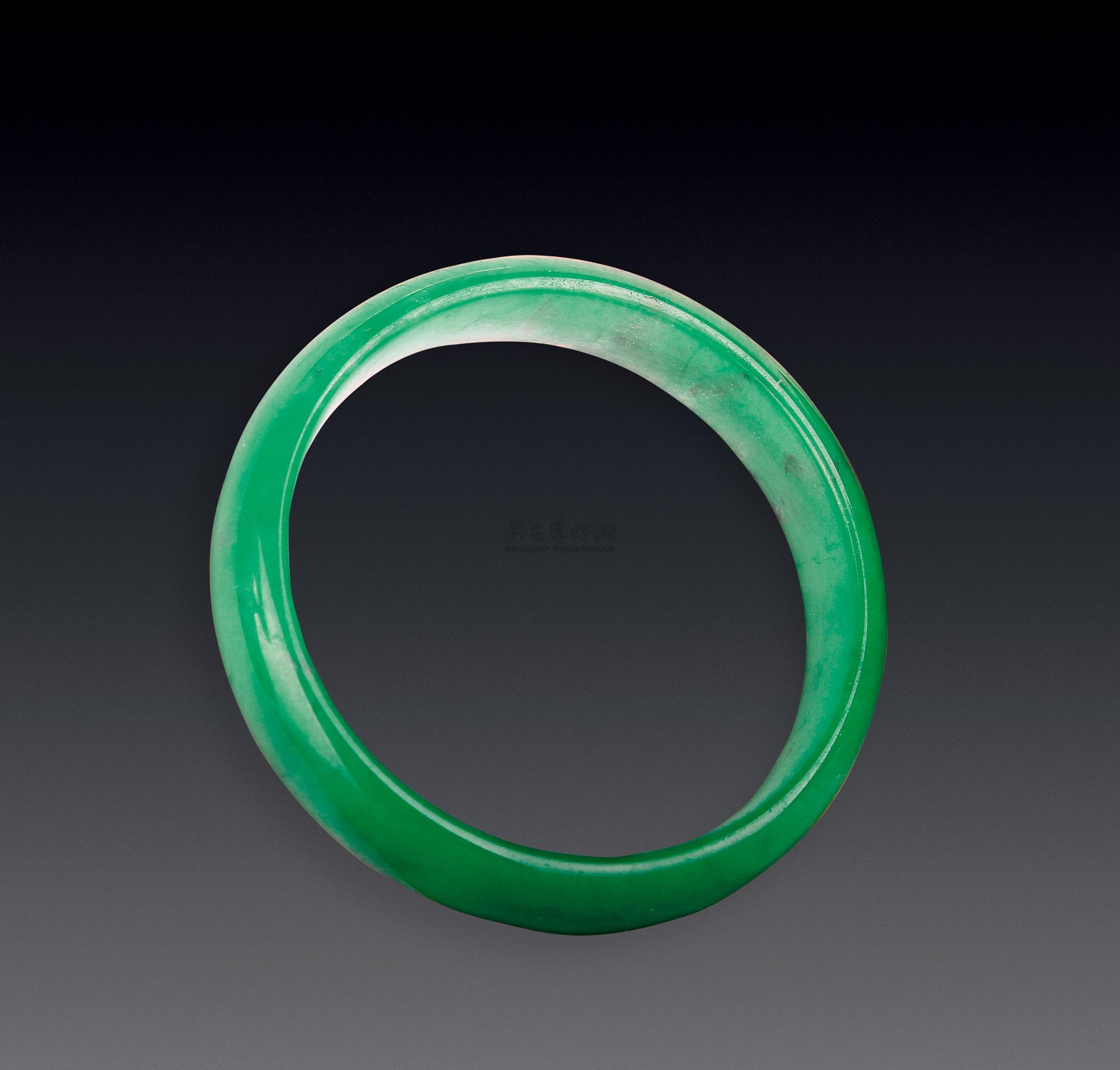 翡翠手镯 欣赏,和田黄玉市场价格-第1张图片-翡翠网 翡翠手镯 欣赏,和田黄玉市场价格-第1张图片-翡翠网