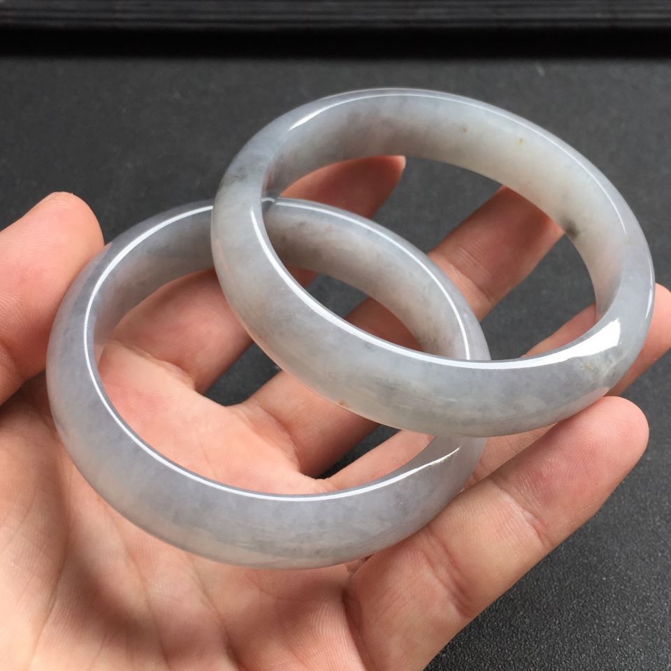 包含乌鸡种翡翠手镯价格的词条-第1张图片-翡翠网 包含乌鸡种翡翠手镯价格的词条-第1张图片-翡翠网