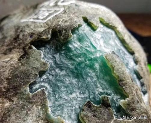 翡翠原石糖浆的简单介绍-第2张图片-翡翠网 翡翠原石糖浆的简单介绍-第2张图片-翡翠网