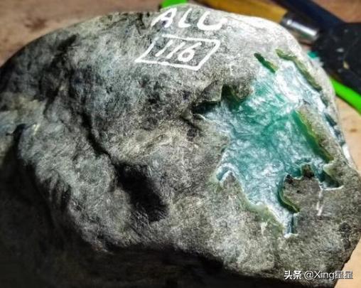 翡翠原石糖浆的简单介绍-第8张图片-翡翠网 翡翠原石糖浆的简单介绍-第8张图片-翡翠网