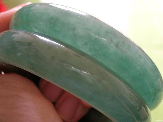 包含翡翠手镯有字母的词条-第1张图片-翡翠网 包含翡翠手镯有字母的词条-第1张图片-翡翠网