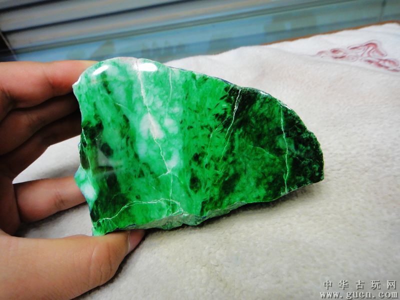 关于广片翡翠价格的信息-第1张图片-翡翠网 关于广片翡翠价格的信息-第1张图片-翡翠网