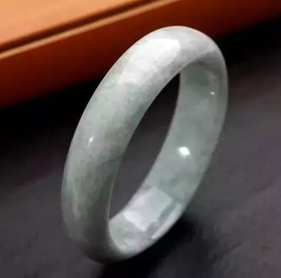 关于广片翡翠价格的信息-第2张图片-翡翠网 关于广片翡翠价格的信息-第2张图片-翡翠网