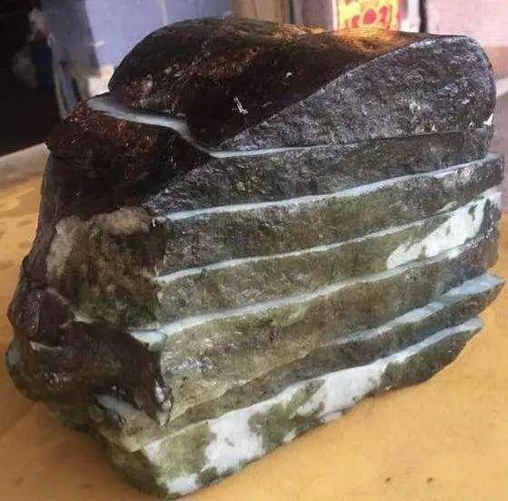 翡翠手镯制作图片的简单介绍-第4张图片-翡翠网 翡翠手镯制作图片的简单介绍-第4张图片-翡翠网