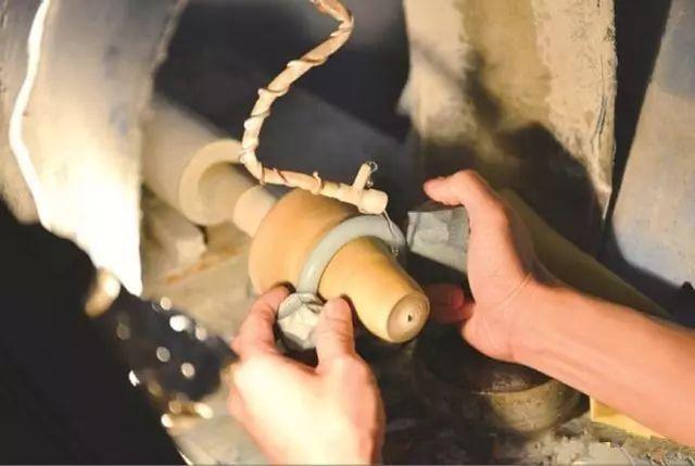 翡翠手镯制作图片的简单介绍-第12张图片-翡翠网 翡翠手镯制作图片的简单介绍-第12张图片-翡翠网