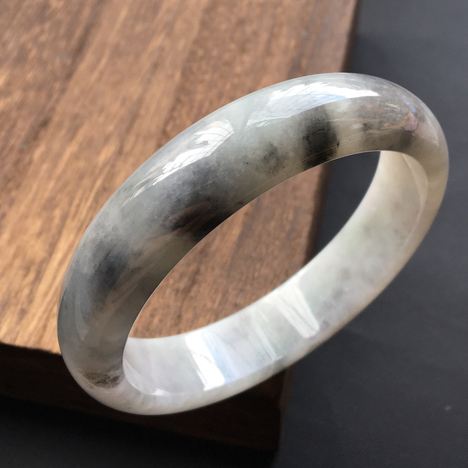 包含乌鸡种翡翠手镯值钱吗的词条-第2张图片-翡翠网 包含乌鸡种翡翠手镯值钱吗的词条-第2张图片-翡翠网