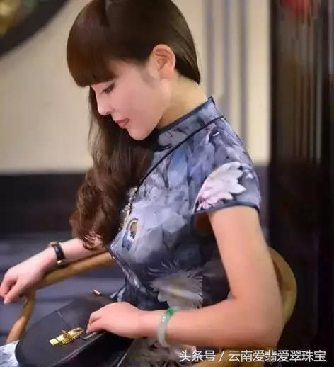 翡翠的鉴别方法敲打法的简单介绍-第7张图片-翡翠网 翡翠的鉴别方法敲打法的简单介绍-第7张图片-翡翠网