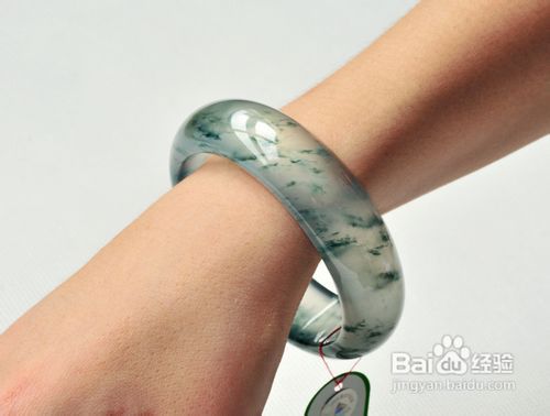 翡翠怎么鉴定好坏的简单介绍-第1张图片-翡翠网 翡翠怎么鉴定好坏的简单介绍-第1张图片-翡翠网