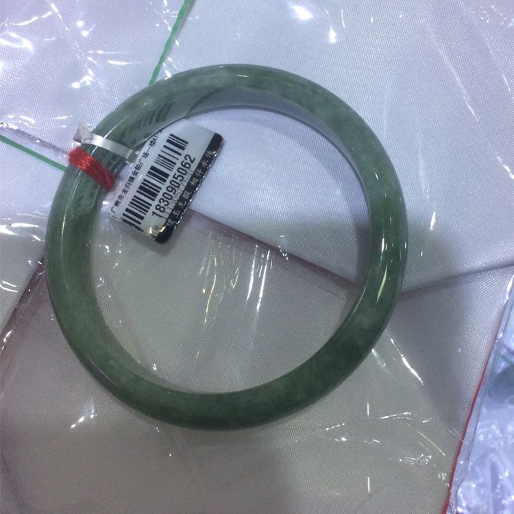 包含翡翠手镯专卖店加盟的词条-第2张图片-翡翠网 包含翡翠手镯专卖店加盟的词条-第2张图片-翡翠网