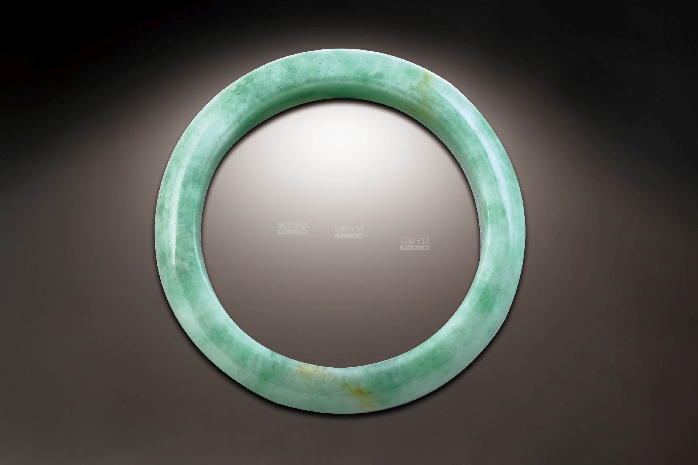 易县翡翠手镯玉石的简单介绍-第2张图片-翡翠网 易县翡翠手镯玉石的简单介绍-第2张图片-翡翠网