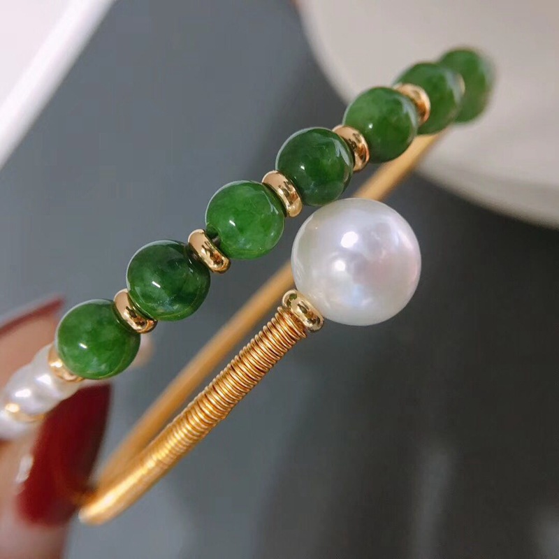 关于翡翠手镯的手工的信息-第2张图片-翡翠网 关于翡翠手镯的手工的信息-第2张图片-翡翠网