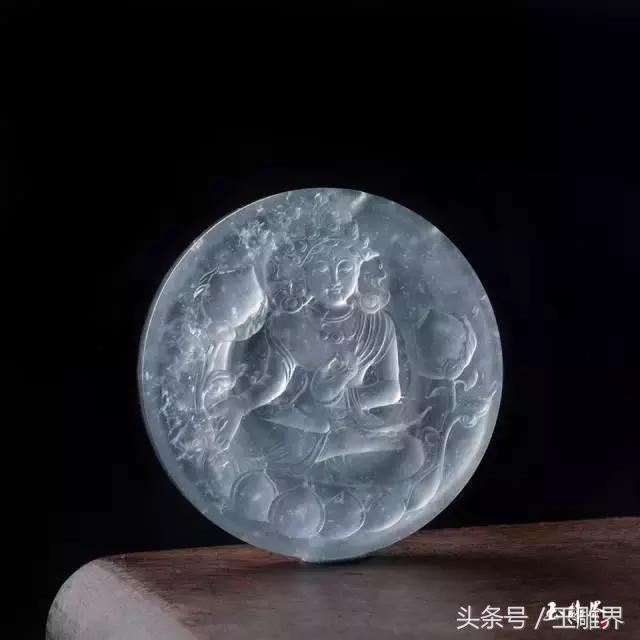 翡翠手镯镯心的简单介绍-第11张图片-翡翠网 翡翠手镯镯心的简单介绍-第11张图片-翡翠网