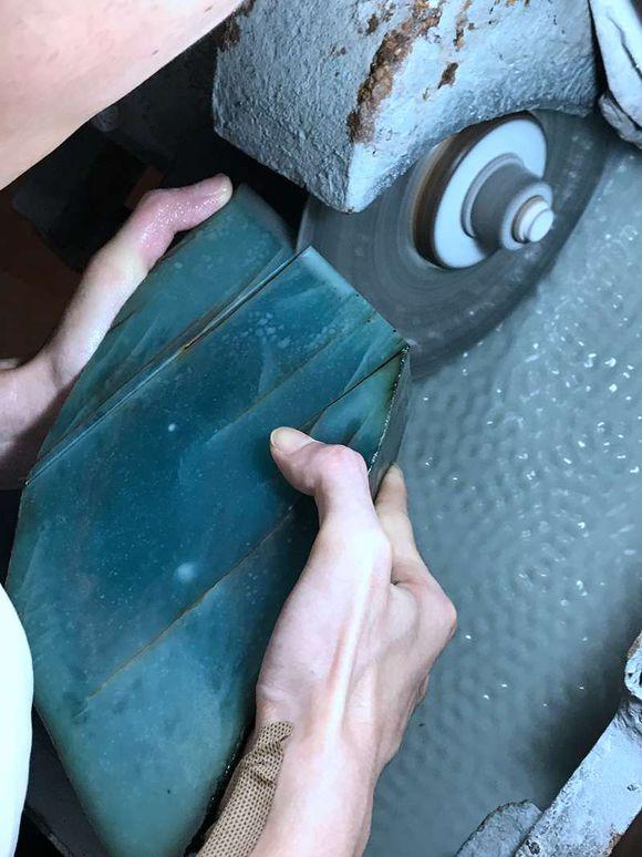 包含2万元翡翠原石出货的词条-第4张图片-翡翠网 包含2万元翡翠原石出货的词条-第4张图片-翡翠网