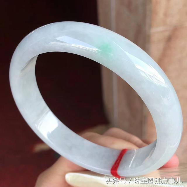 包含一万多的糯种翡翠手镯的词条-第2张图片-翡翠网 包含一万多的糯种翡翠手镯的词条-第2张图片-翡翠网