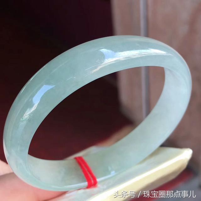 包含一万多的糯种翡翠手镯的词条-第4张图片-翡翠网 包含一万多的糯种翡翠手镯的词条-第4张图片-翡翠网