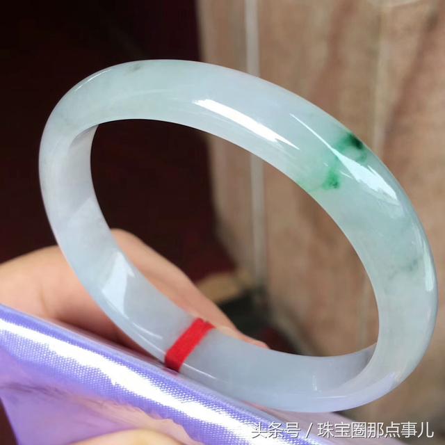 包含一万多的糯种翡翠手镯的词条-第14张图片-翡翠网 包含一万多的糯种翡翠手镯的词条-第14张图片-翡翠网