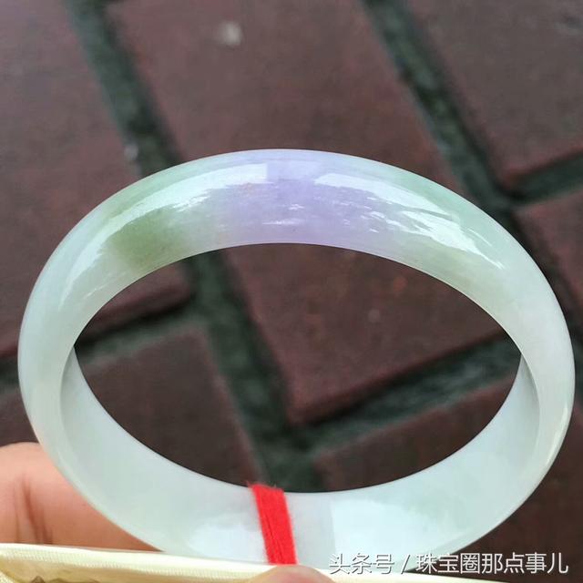 包含一万多的糯种翡翠手镯的词条-第21张图片-翡翠网 包含一万多的糯种翡翠手镯的词条-第21张图片-翡翠网