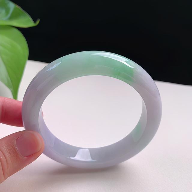 包含3000元左右的翡翠手镯的词条-第2张图片-翡翠网 包含3000元左右的翡翠手镯的词条-第2张图片-翡翠网