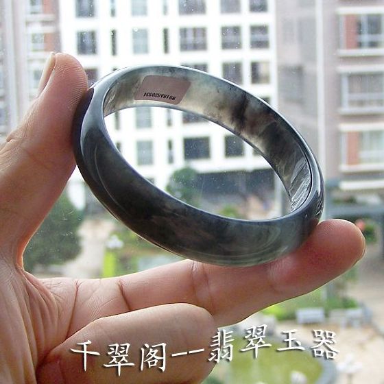 关于紫乌鸡翡翠手镯的信息-第2张图片-翡翠网 关于紫乌鸡翡翠手镯的信息-第2张图片-翡翠网