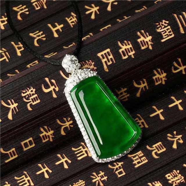 翡翠和玉怎么区分的简单介绍-第3张图片-翡翠网 翡翠和玉怎么区分的简单介绍-第3张图片-翡翠网