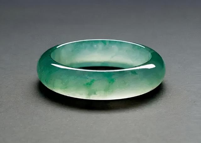 翡翠知识大学堂的简单介绍-第3张图片-翡翠网 翡翠知识大学堂的简单介绍-第3张图片-翡翠网