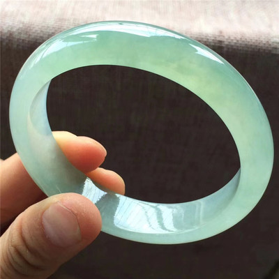 芙蓉底翡翠手镯图片芙蓉种翡翠手镯价格-第1张图片-翡翠网 芙蓉底翡翠手镯图片芙蓉种翡翠手镯价格-第1张图片-翡翠网