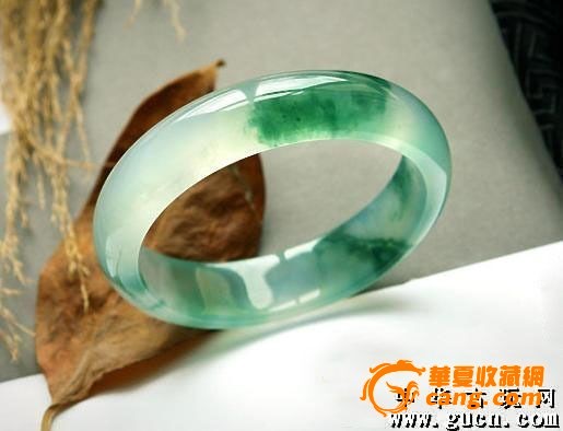 芙蓉底翡翠手镯图片芙蓉种翡翠手镯价格-第2张图片-翡翠网 芙蓉底翡翠手镯图片芙蓉种翡翠手镯价格-第2张图片-翡翠网