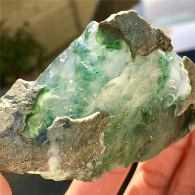 翡翠原石挂坠a类翡翠挂坠价格-第1张图片-翡翠网 翡翠原石挂坠a类翡翠挂坠价格-第1张图片-翡翠网