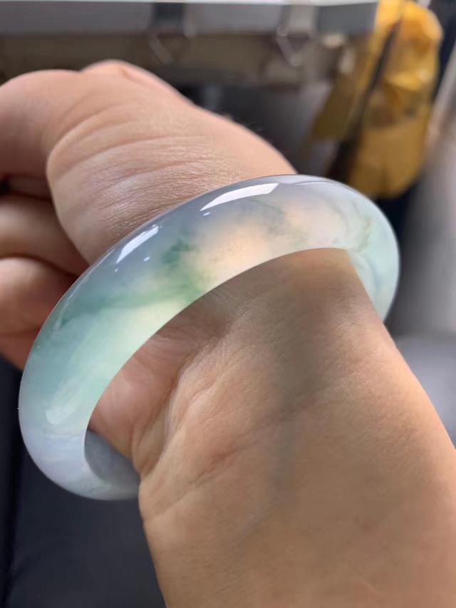 极品翡翠手镯翡翠手镯吧-第2张图片-翡翠网 极品翡翠手镯翡翠手镯吧-第2张图片-翡翠网