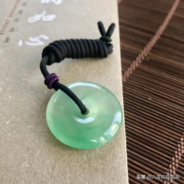 翡翠挂件收藏知识翡翠收藏级别挂件-第8张图片-翡翠网 翡翠挂件收藏知识翡翠收藏级别挂件-第8张图片-翡翠网